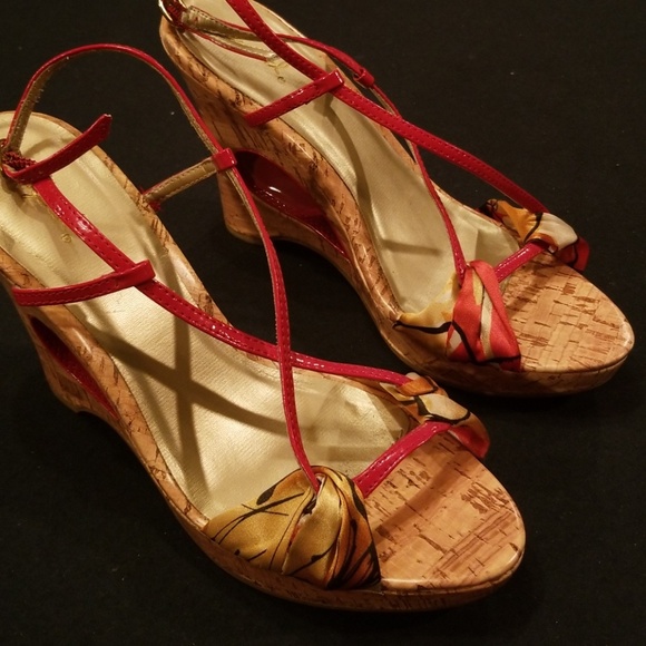 Beautiful wedges - Picture 4 of 5